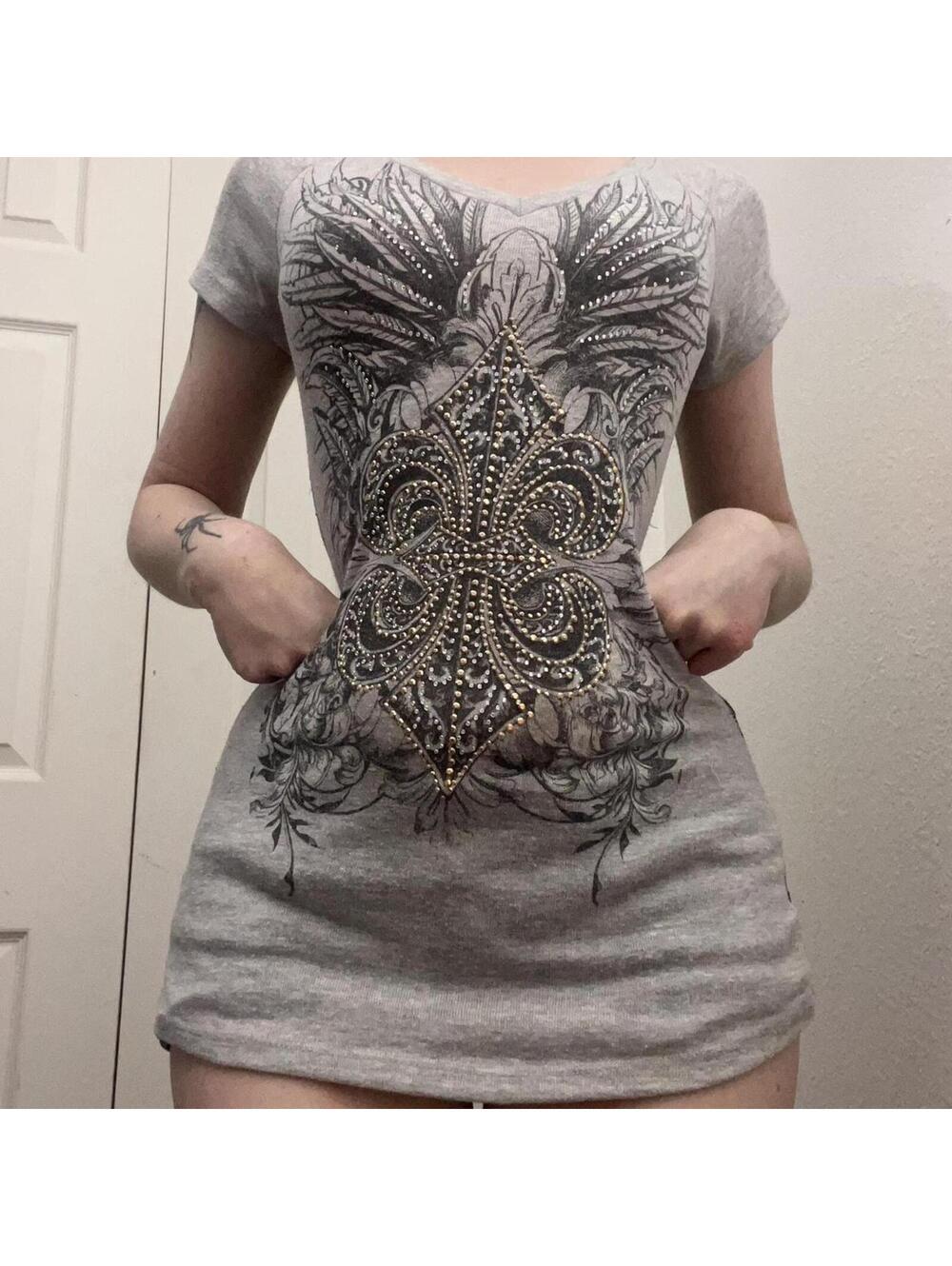 de fleur graphic top with embellishments